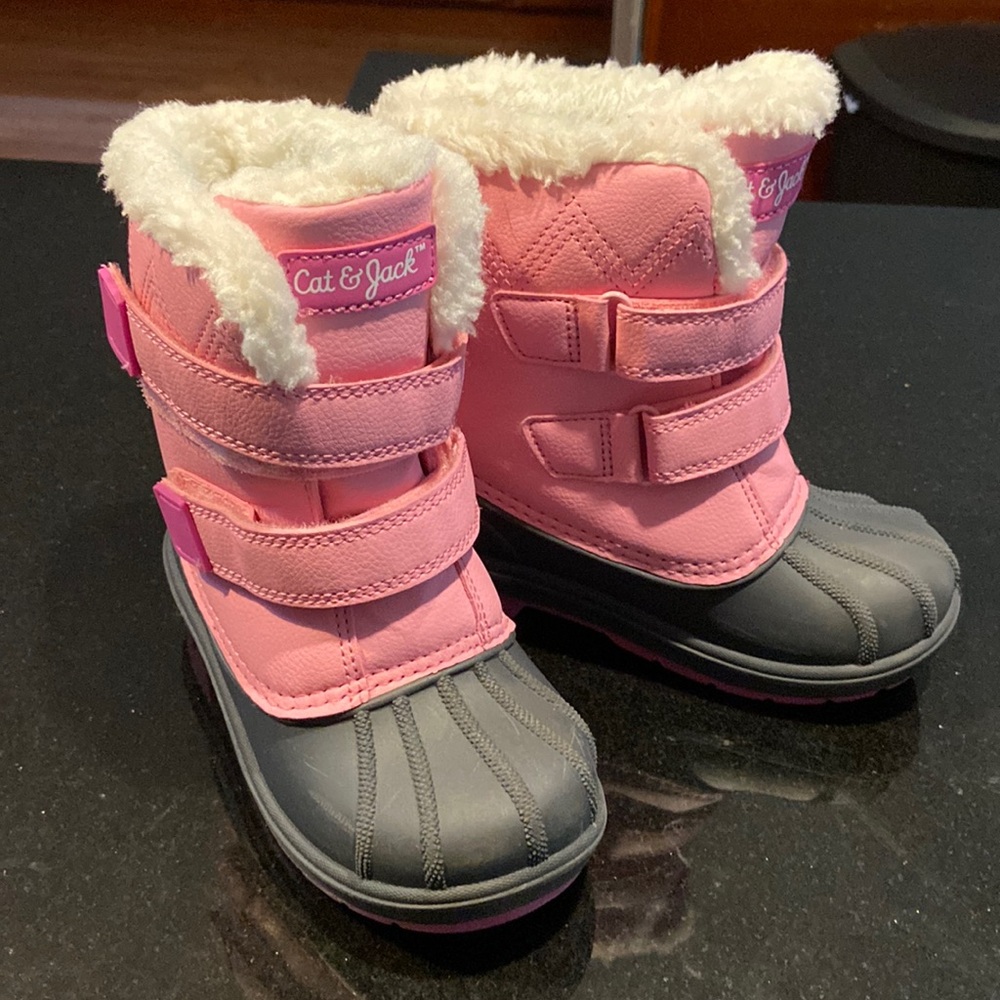 Snow boots children